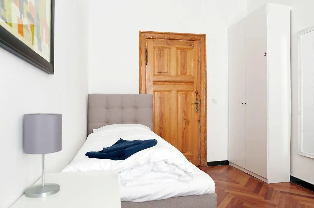 Katz By Rockchair Apartments L Superhost Status L 3 Bedrooms Boxspringbeds 2 Bathrooms In City Center - Cozy Family & Business Flair Welcomes You! Berlin Germany