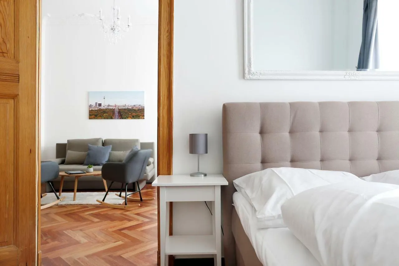 Katz By Rockchair Apartments L Superhost Status L 3 Bedrooms Boxspringbeds 2 Bathrooms In City Center - Cozy Family & Business Flair Welcomes You! Berlin